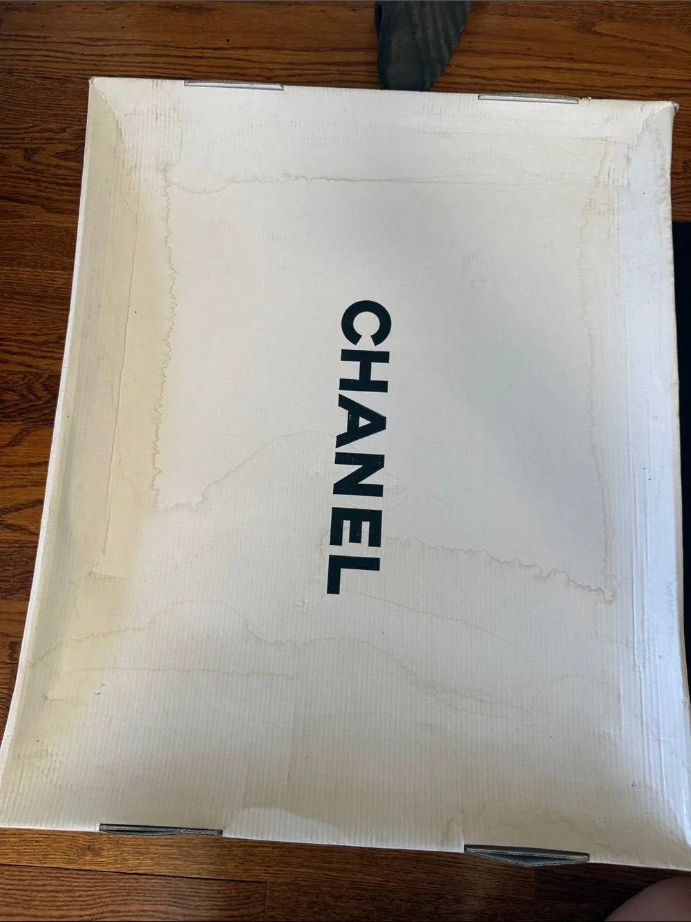 CHANEL Beige Quilted Tote with Black Trim and Double Straps - Picture 5 of 11